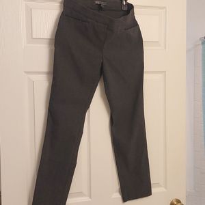 89 & Madison gray petite Medium pants